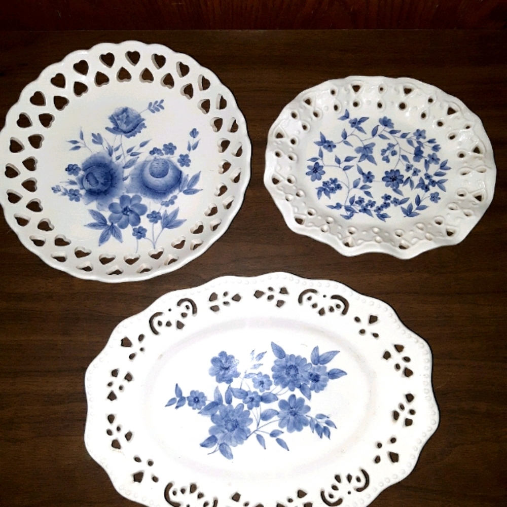 3 Home Interior plates